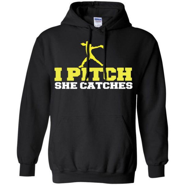 i pitch she catches hoodie - black